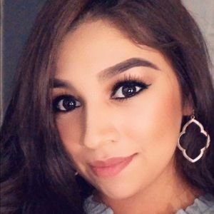 Meet your Posher, Jandy